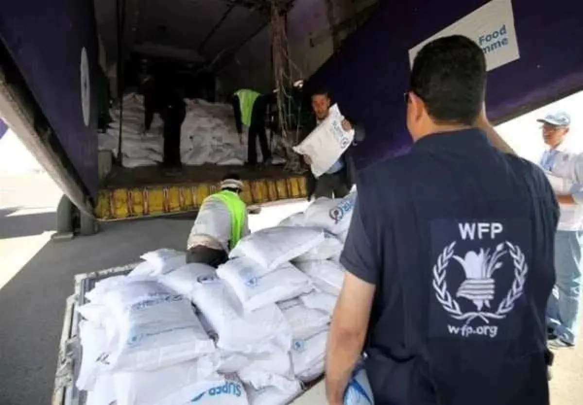 برنامج الغذاء العالمي يطالب الحوثيين بالإفراج الفوري عن 38 موظفاً محتجزاً