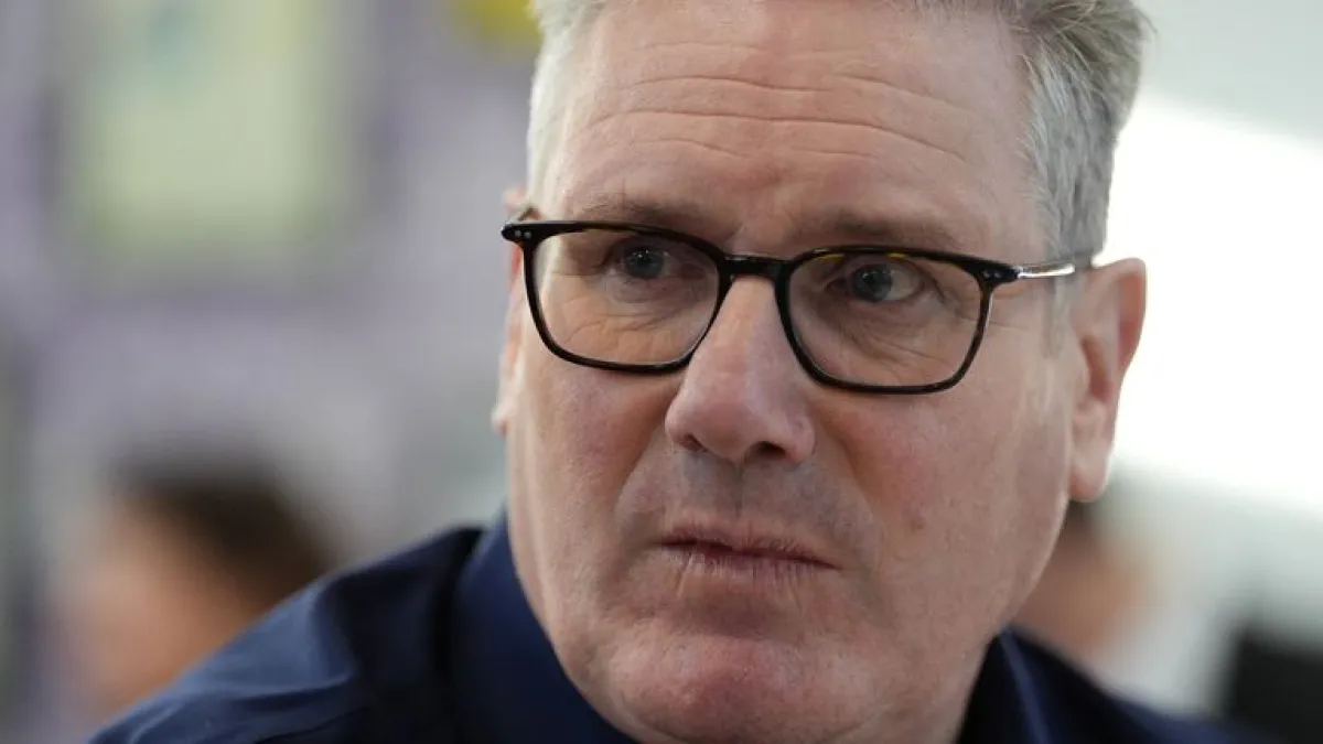 تحذير لـ ستارمر: التراجع عن تعهد بإلغاء الإيجارات الأرضية يهدد بتمرد 100 نائب