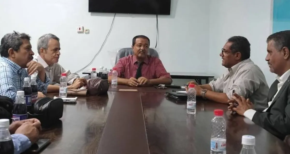 مناقشات مكثفة بين شركة النفط وميناء المخا لتأمين الإمدادات النفطية ودعم الملاحة