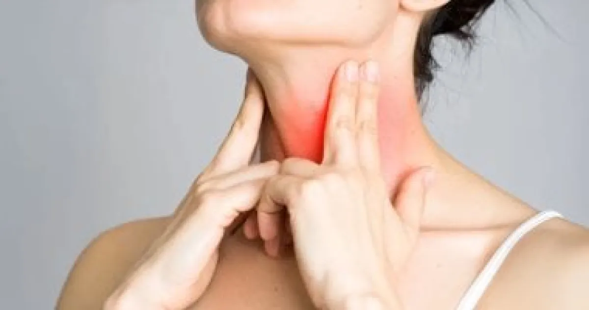 7 عوامل تزيد خطر سرطان الغدة الدرقية.. متى يجب القلق والتوجه للطبيب؟