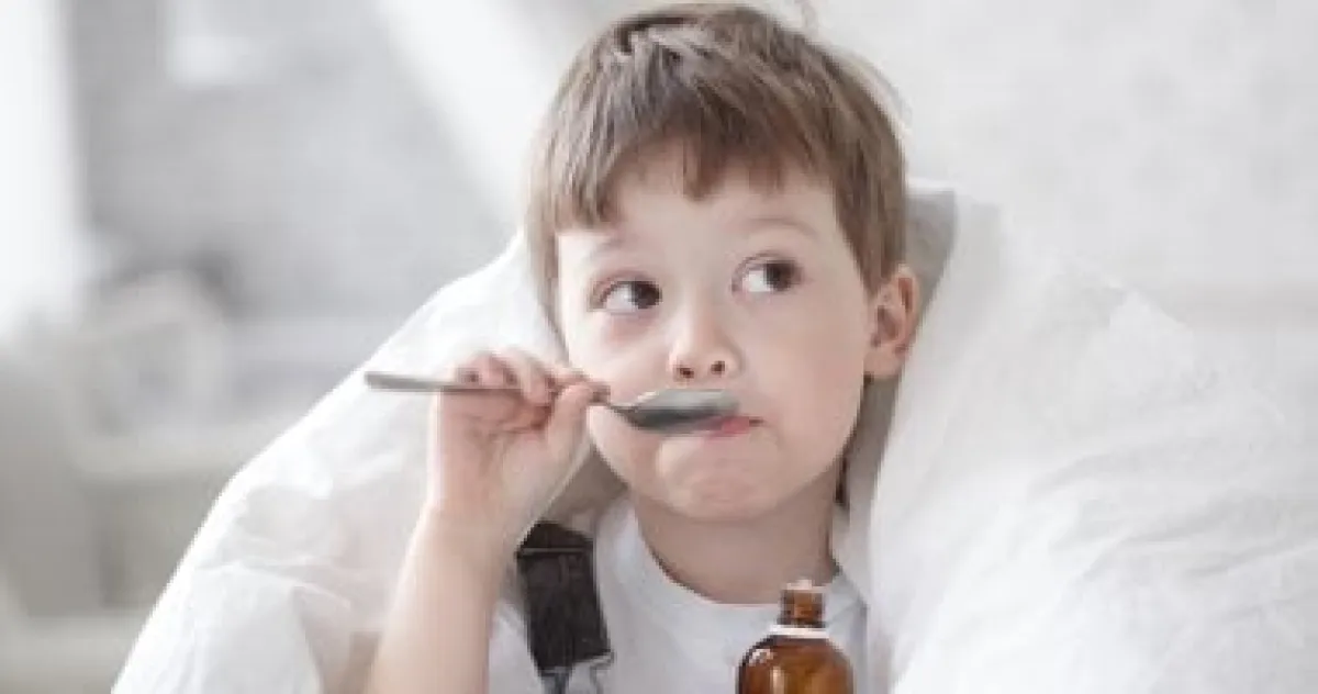 الغثيان عند الأطفال: أسباب شائعة وطرق فعالة لتهدئته في المنزل