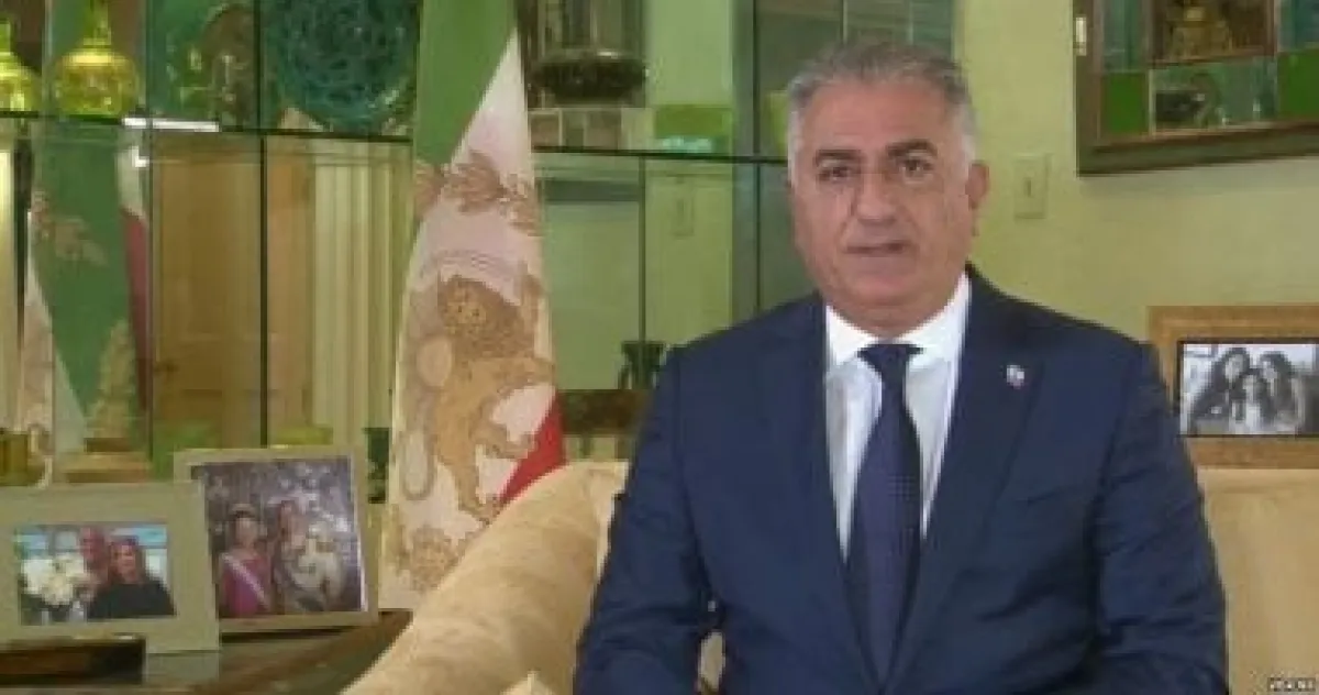 رضا بهلوي يجدد دعواته للتدخل الدولي وسط مظاهرات حاشدة في ميونيخ