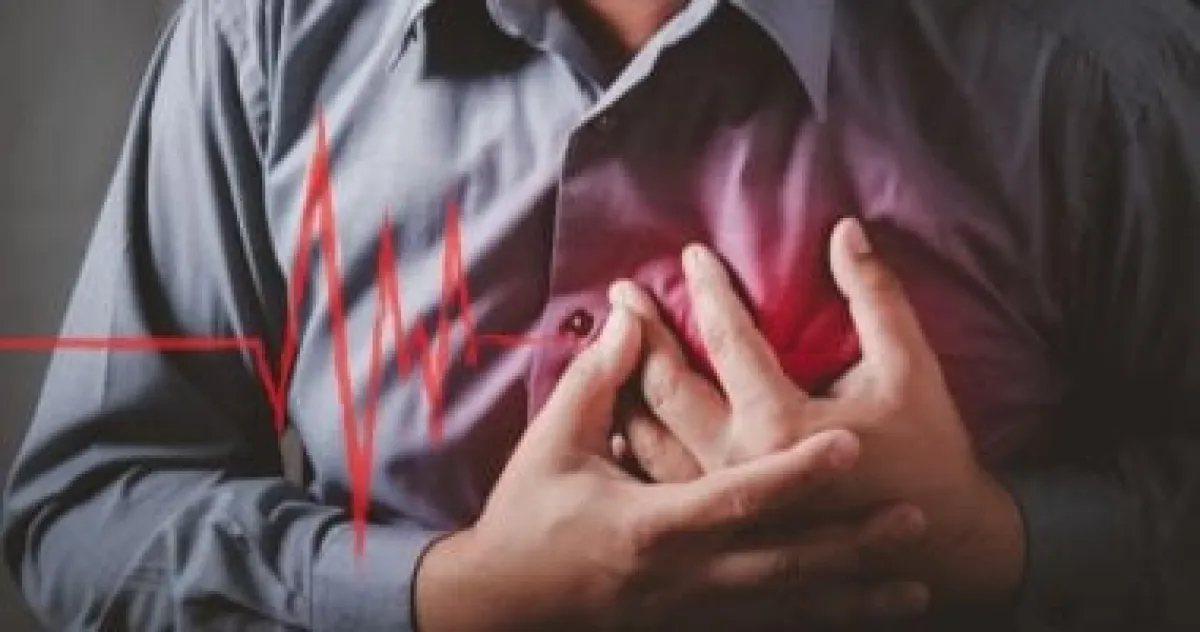 ألم الصدر وضيق التنفس قد ينبهان لمرض قلبي وراثي خطير