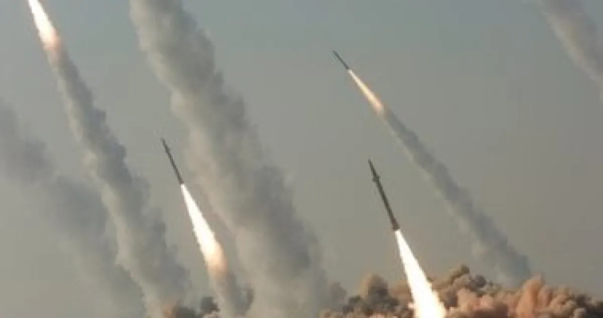 الحرس الثوري الإيراني يعلن استهداف مصفاة نفطية في حيفا رداً على قصف بطهران