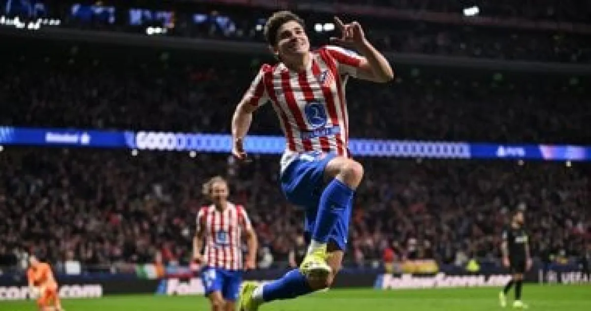 برشلونة يجهز 100 مليون يورو لضم بديل ليفاندوفسكي.. وألفاريز يتصدر القائمة