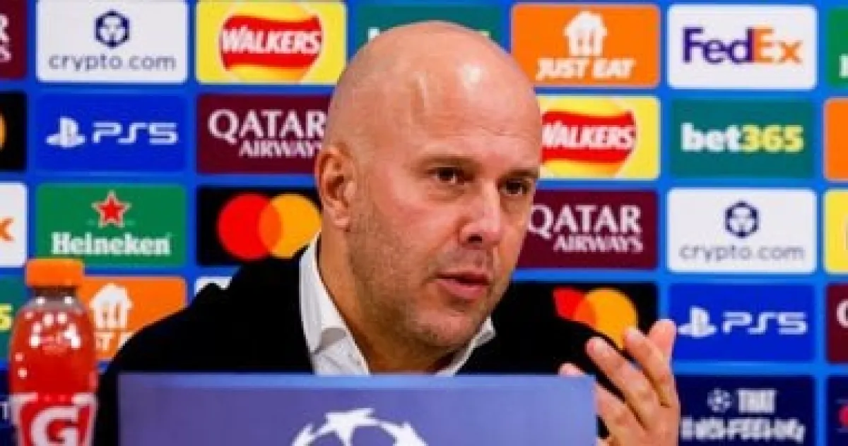 سلوت متفائل بعودة أليسون وكييزا.. وليفربول يرفع سقف الطموحات قبل قمة توتنهام