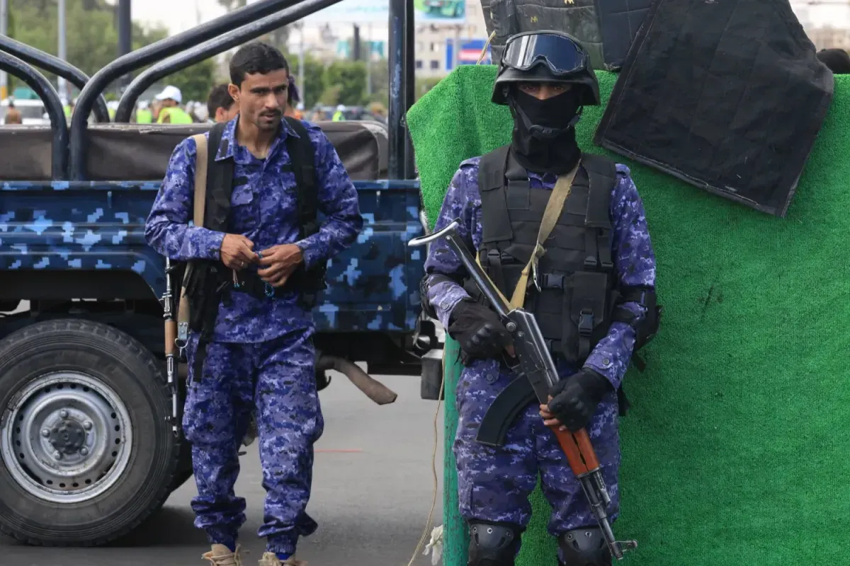 مليشيا الحوثي تقتحم مركز "الإمام الشافعي" للدراسات الدينية في إب وتطرد طلابه