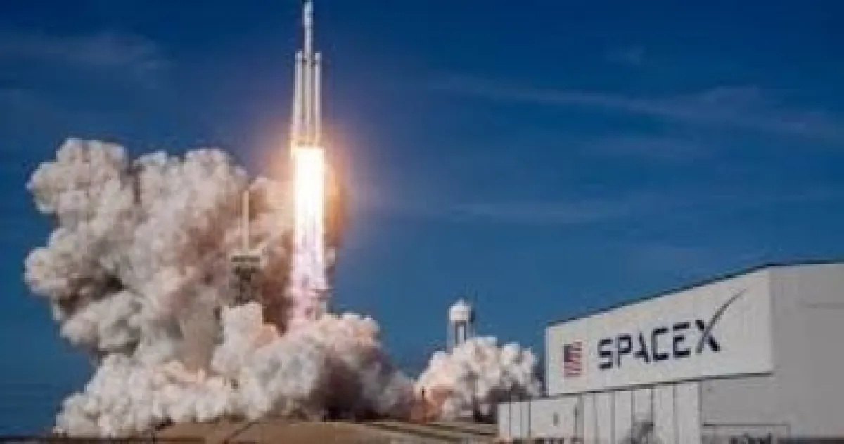 SpaceX تستعد لطرح عام أولي تاريخي بتقييم يتجاوز 1.75 تريليون دولار