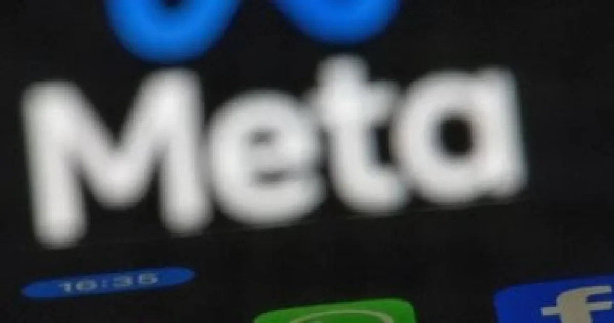 ميتا تبني "زوكربيرج رقمي" للتواصل مع الموظفين