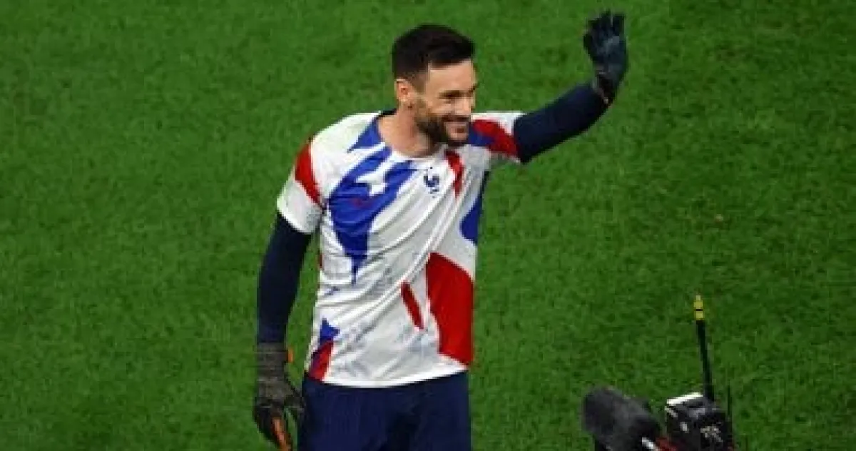 لوريس يلمح للعودة للمنتخب الفرنسي كحارس ثالث للمونديال