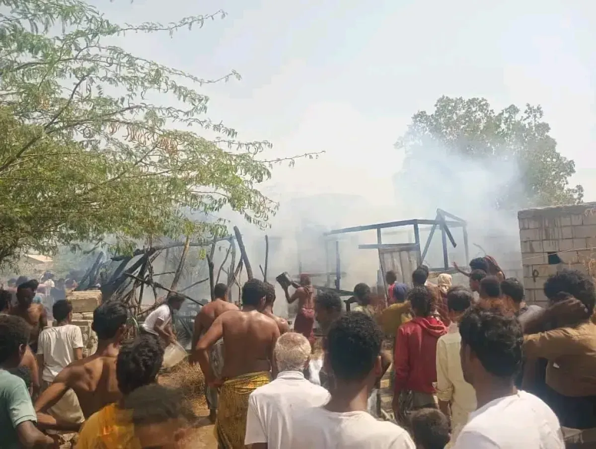 حريق يدمر منزل نازح في مخيم الدحيوي بالخوخة ويشرد أسرته