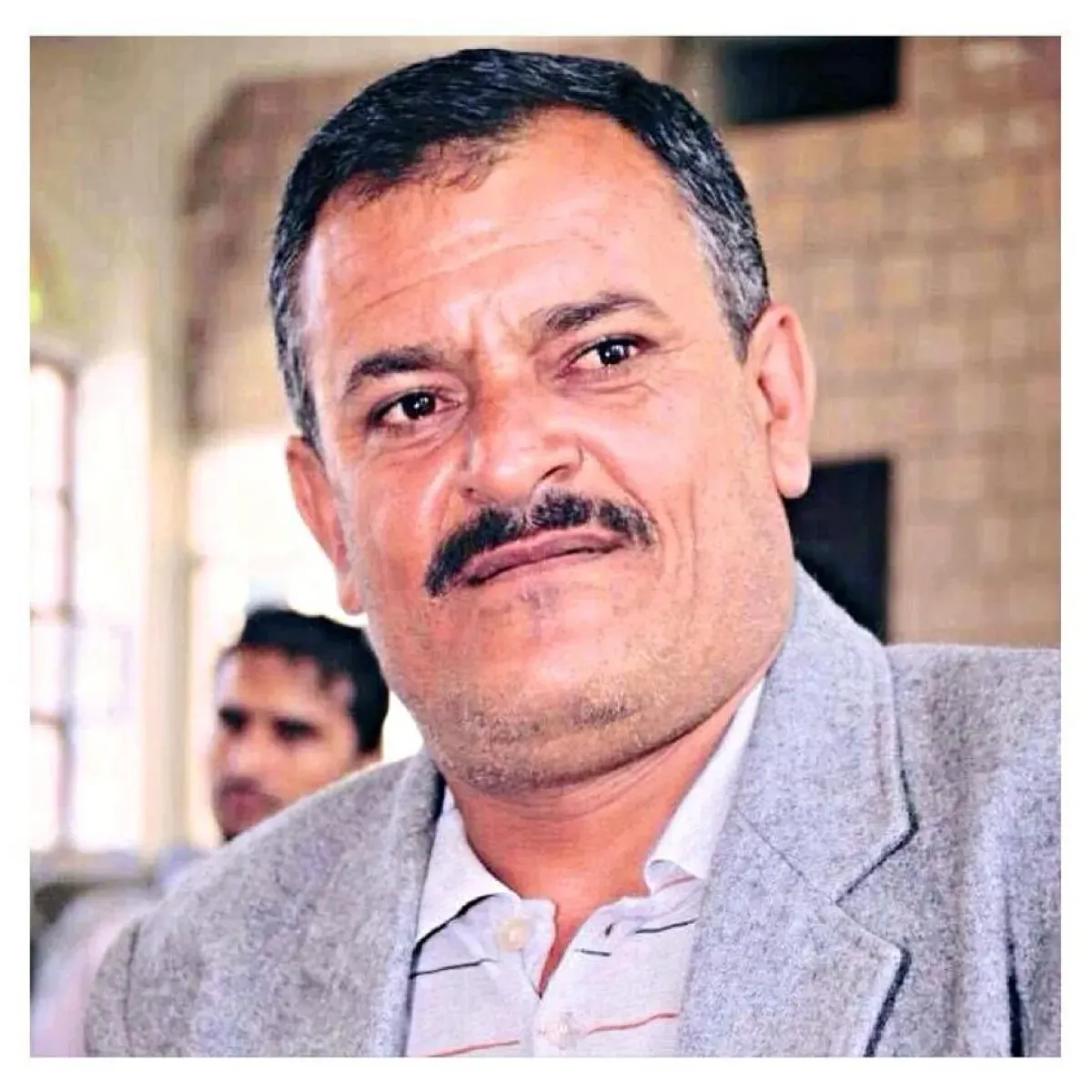الحوثيون يختطفون قيادياً ناصرياً بارزاً وصحفياً في إب