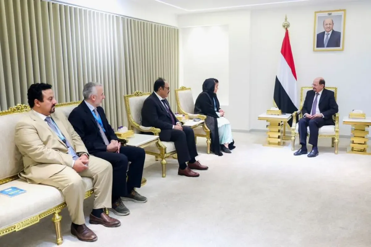 الزنداني يؤكد التزام الحكومة بحماية حقوق الإنسان ويبحث دعم البنية التحتية والخدمات مع الأمم المتحدة