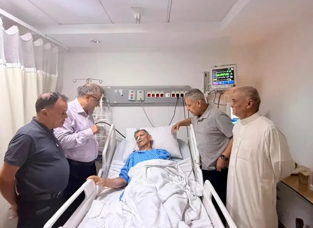 وفد سياسي يطمئن على صحة النائب الكويتي في القاهرة بتوجيهات طارق صالح