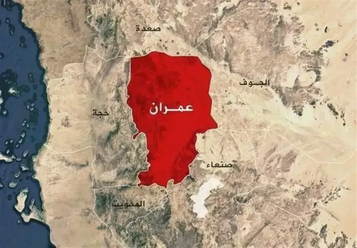 مسلح حوثي يقتحم مدرسة بنات بعمران ويصيب شخصين وسط حالة ذعر