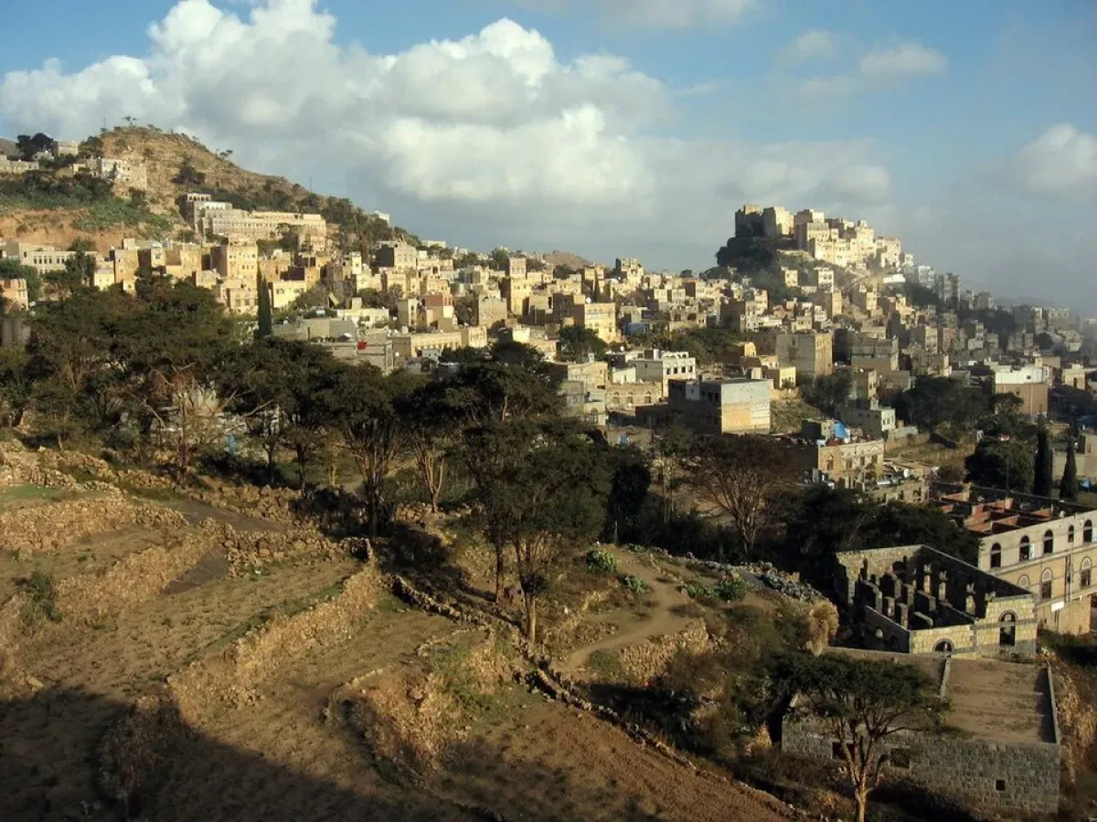 المحويت ترفض عسكرة المحافظة وتحذر من تجنيد الحوثيين