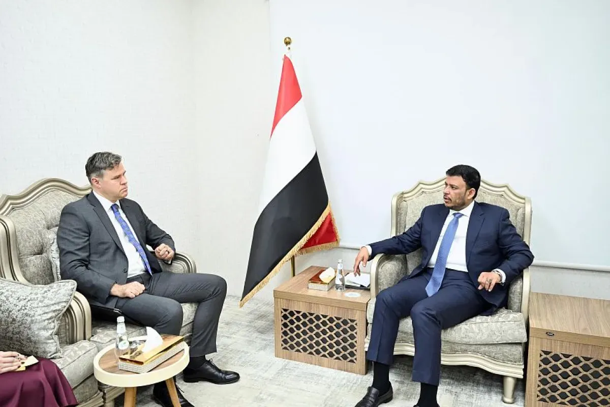 العليمي: إنهاء الانقلاب واستعادة الدولة ضروريان لحماية الملاحة
