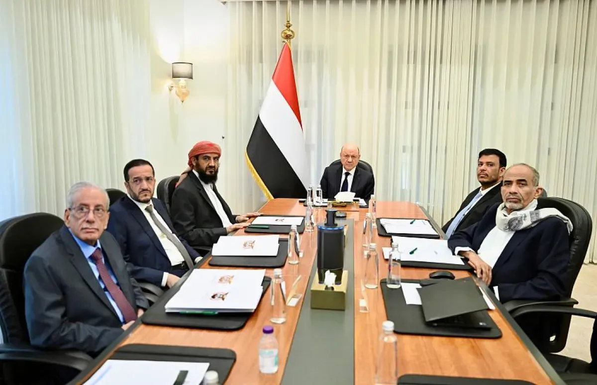 مجلس القيادة الرئاسي يرفع الجاهزية القصوى ويقر إجراءات استباقية ضد تصعيد الحوثيين