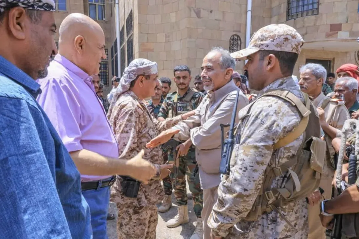 الصبيحي يتفقد جبهات تعز ويؤكد دعم القيادة للقوات ورفع الجاهزية