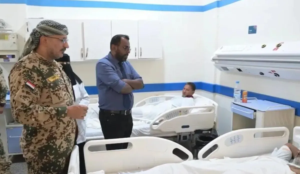 الفريق طارق صالح يوجه بنقل جرحى المقاومة الوطنية للعلاج بالخارج
