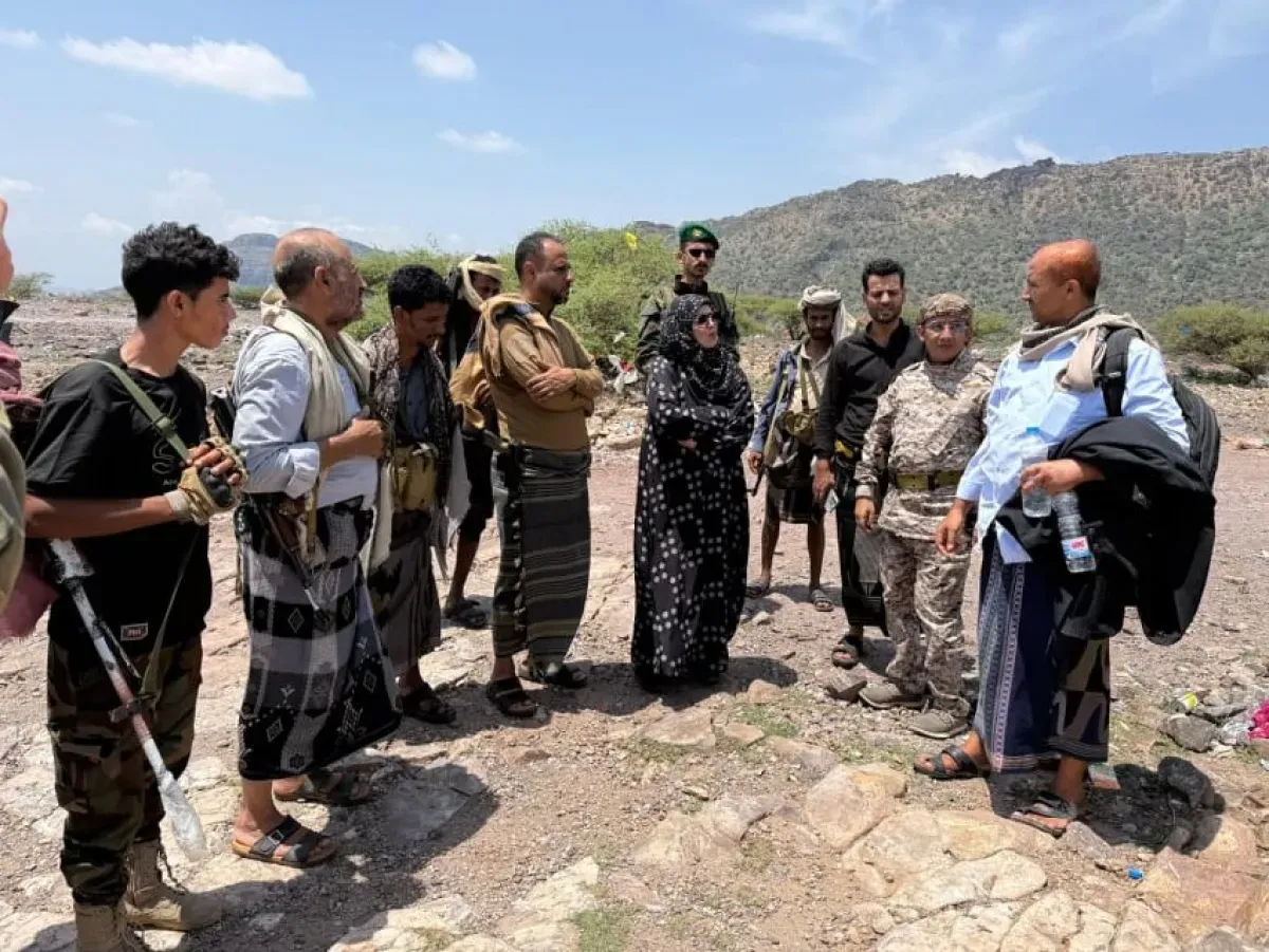 وزيرة الشؤون القانونية تشيد بتضحيات أبطال جبهتي راسن وجبل جرداد