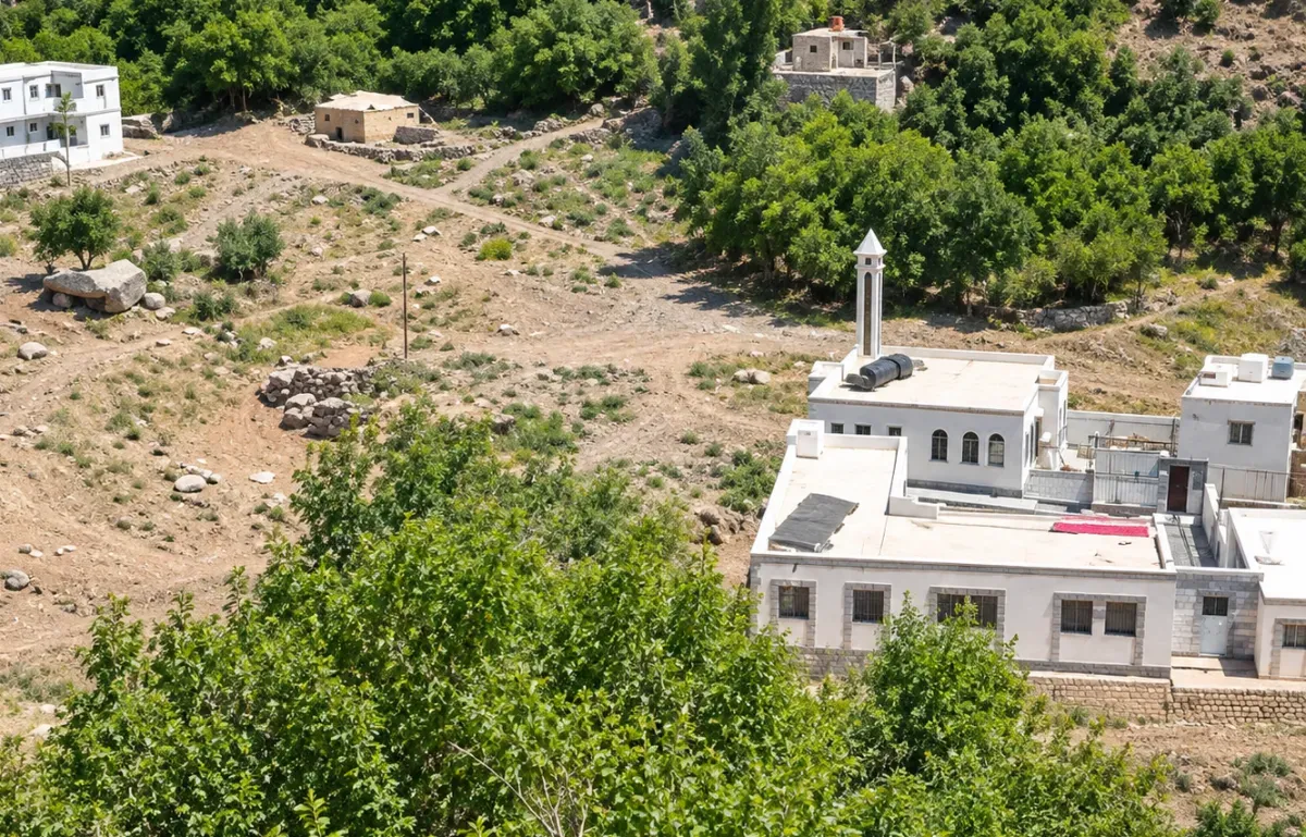 تعز: دعوات من مسجد محاصر لدعم المقاومين ضد الحوثيين