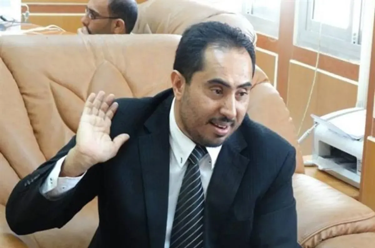 عدن: استهداف قصر معاشيق بصواريخ حوثية.. والتحالف يعترض مسيرة